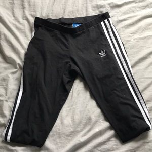 Original Adidas Woman’s Black Leggings🖤🤍